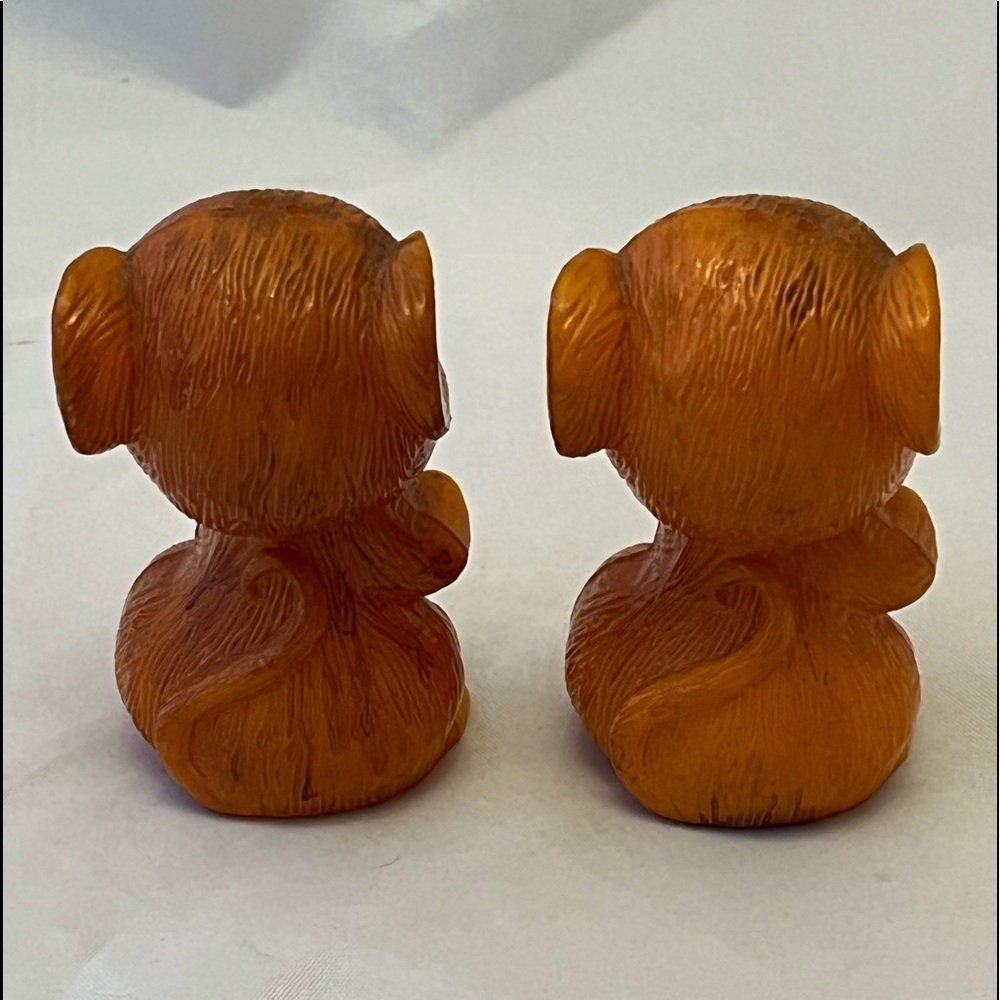 VTG Mouse Mice w/ Bow Salt & Pepper Shakers Hong Kong Sloppy Paint Job, Kitschy - Picture 5 of 6